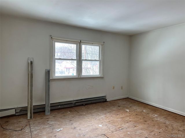 77 Melrose Avenue, New Windsor, NY 12553