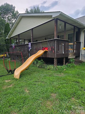 76 Angie Lane, Mills River, NC 28759