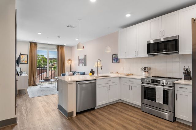65 Lindsley Ave Apt 302, Nashville, TN 37210