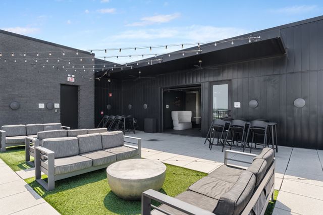 65 Lindsley Ave Apt 302, Nashville, TN 37210