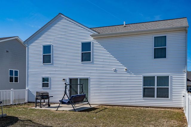 3739 Victoria Lakes Court, New Haven, IN 46774