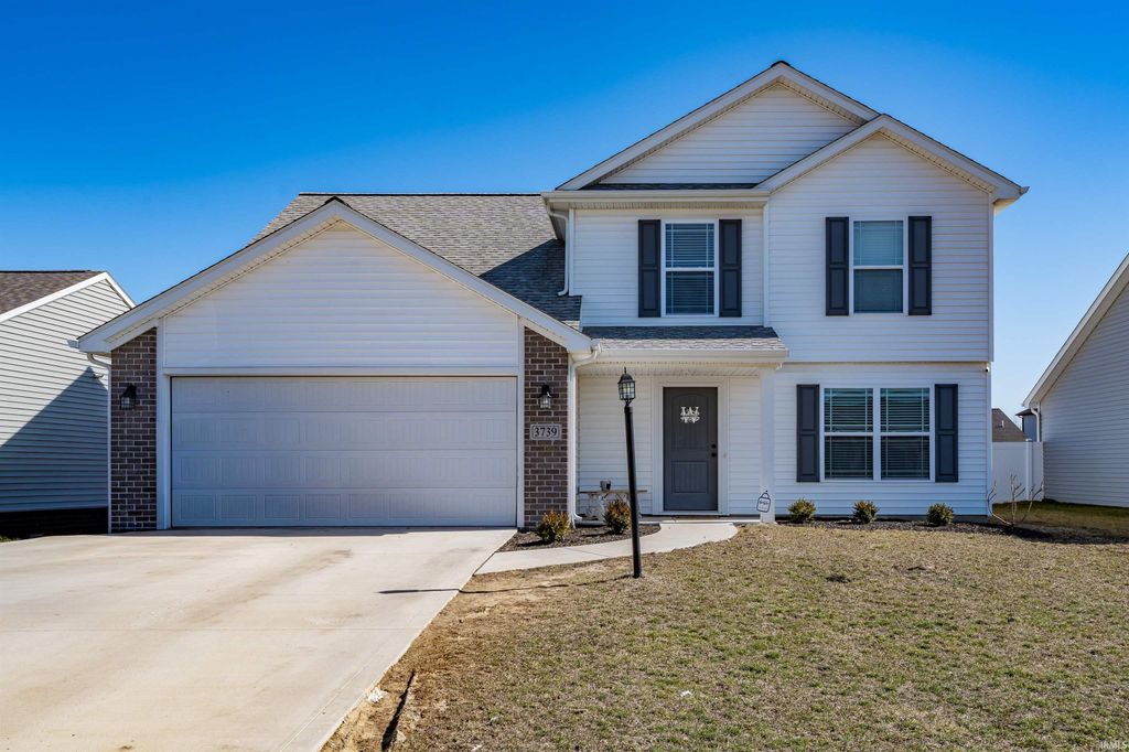 3739 Victoria Lakes Court, New Haven, IN 46774