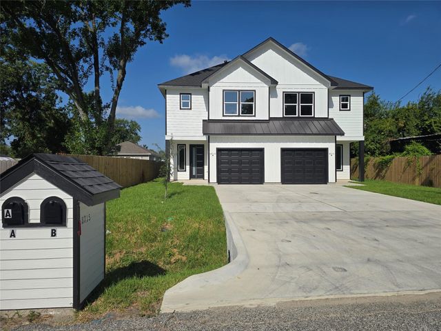 8619 Hoffman Street, Houston, TX 77016