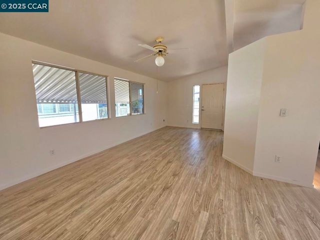 189 Kona Cir, Pittsburg, CA 94565