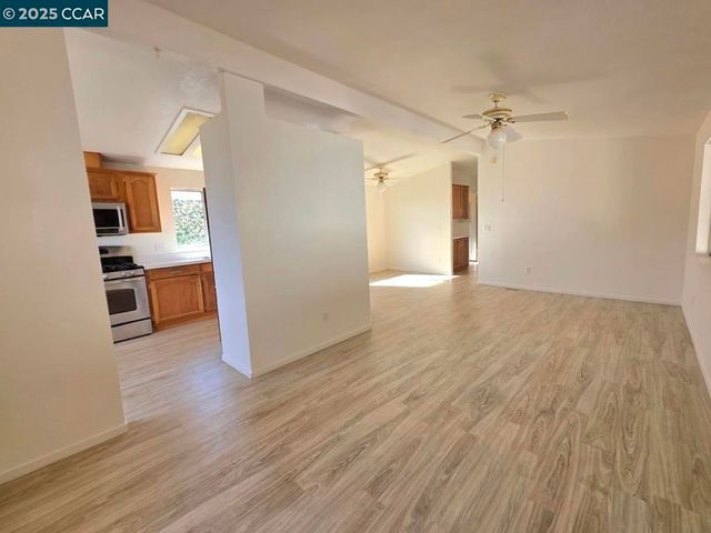 189 Kona Cir, Pittsburg, CA 94565