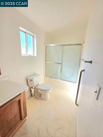 189 Kona Cir, Pittsburg, CA 94565