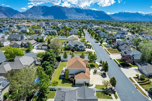 1561 E 330 N, Lehi, UT 84043