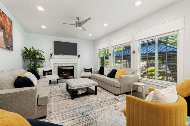1561 E 330 N, Lehi, UT 84043