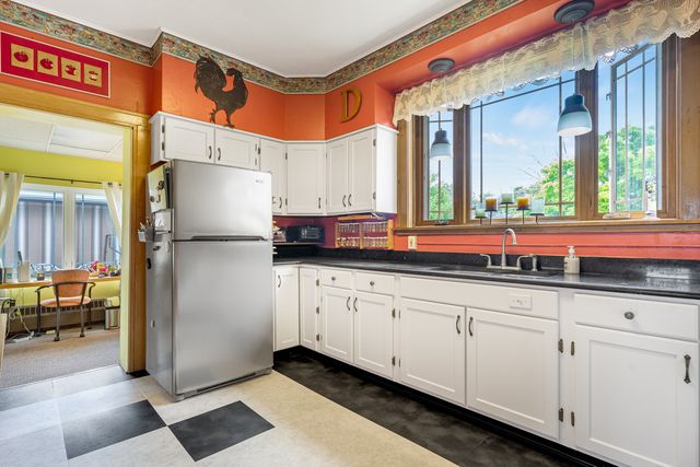 3624 Wenonah Avenue, Berwyn, IL 60402