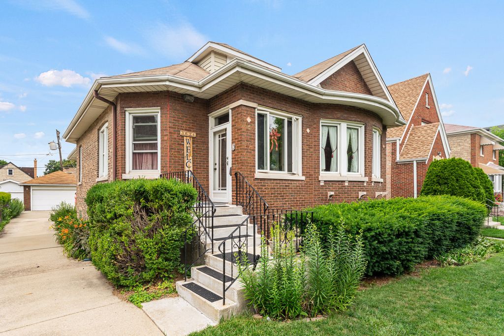 3624 Wenonah Avenue, Berwyn, IL 60402