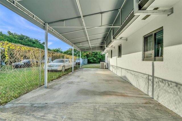 11815 SW 222nd Street, Miami, FL 33170