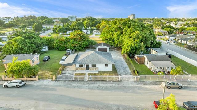 11815 SW 222nd Street, Miami, FL 33170