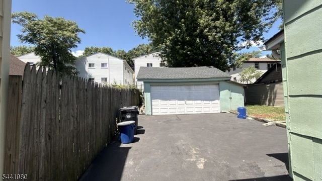19 Mead St, Newark City, NJ 07106
