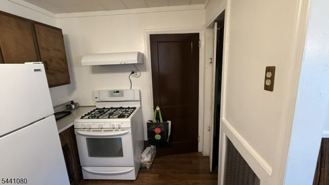19 Mead St, Newark City, NJ 07106