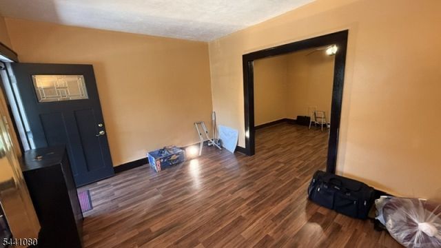 19 Mead St, Newark City, NJ 07106