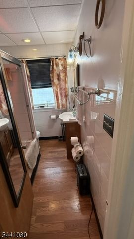 19 Mead St, Newark City, NJ 07106