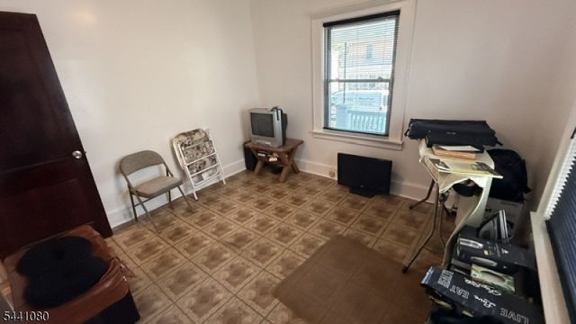 19 Mead St, Newark City, NJ 07106
