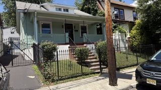 19 Mead St, Newark City, NJ 07106