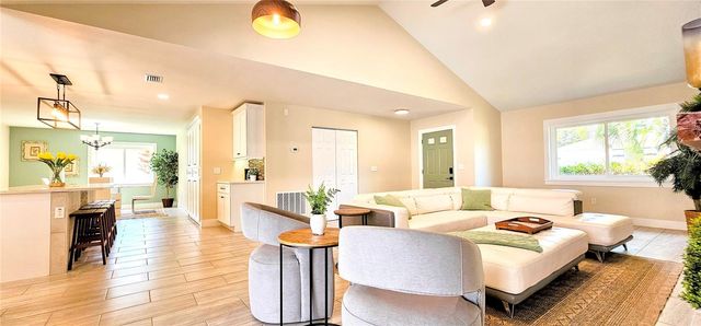 3 SAW MILL COURT, Palm Coast, FL 32164