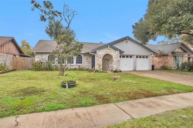 16327 Green Shade Drive, Houston, TX 77090