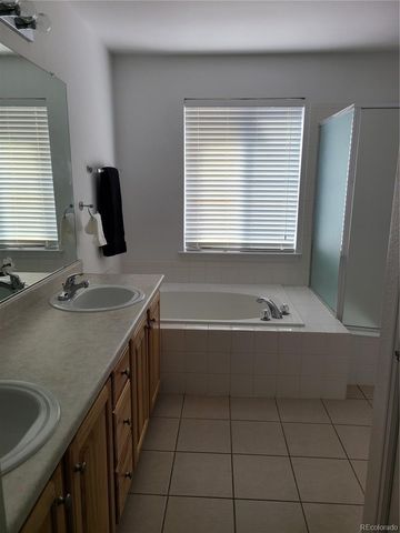 9492 Cedarhurst Lane B, Highlands Ranch, CO 80129