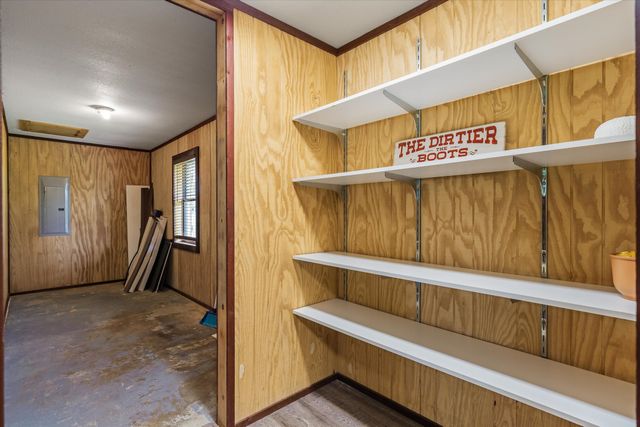 260 Vz County Road 3531, Edgewood, TX 75117