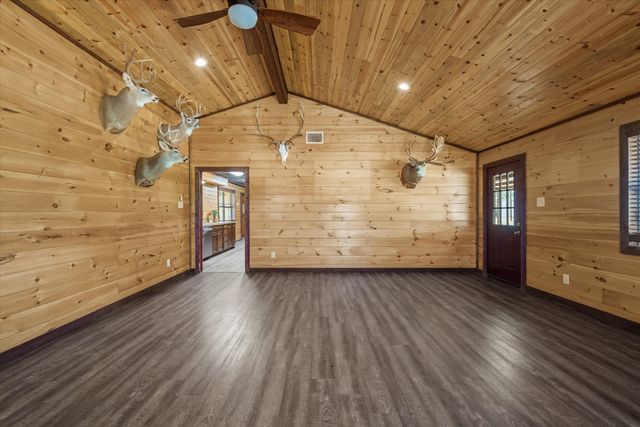 260 Vz County Road 3531, Edgewood, TX 75117