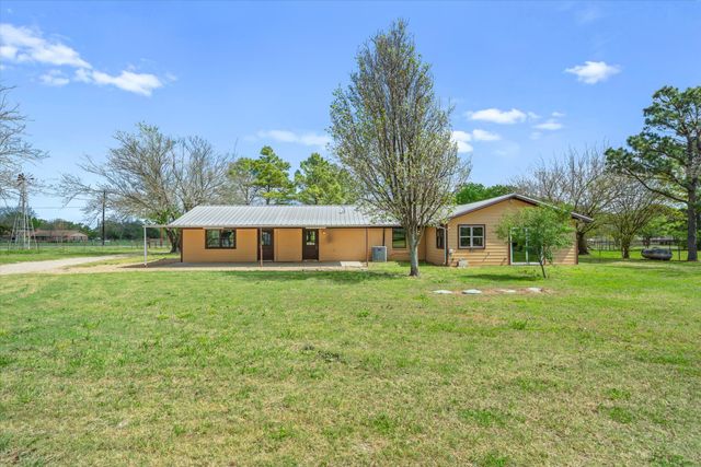 260 Vz County Road 3531, Edgewood, TX 75117