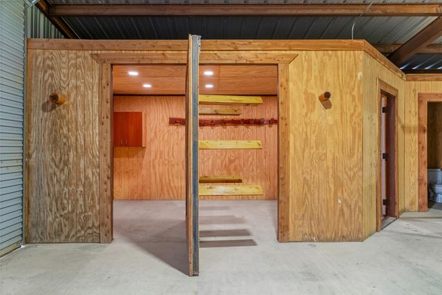 260 Vz County Road 3531, Edgewood, TX 75117