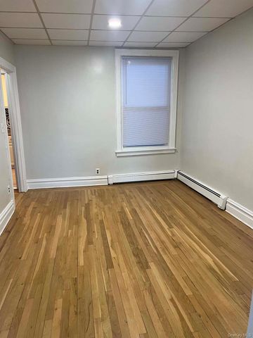 150 Tulip Avenue N Front Second Floor, Floral Park, NY 11001