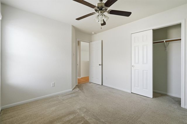 2714 Finwood Drive, Rosenberg, TX 77471