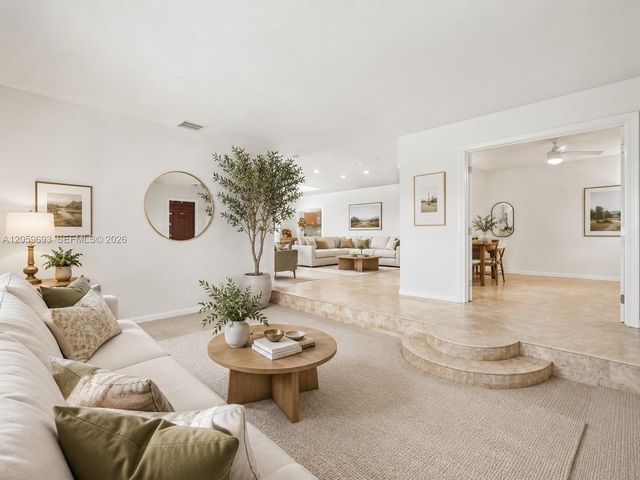 13602 SW 24th St, Davie, FL 33325