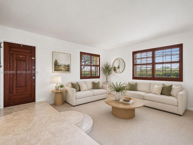 13602 SW 24th St, Davie, FL 33325