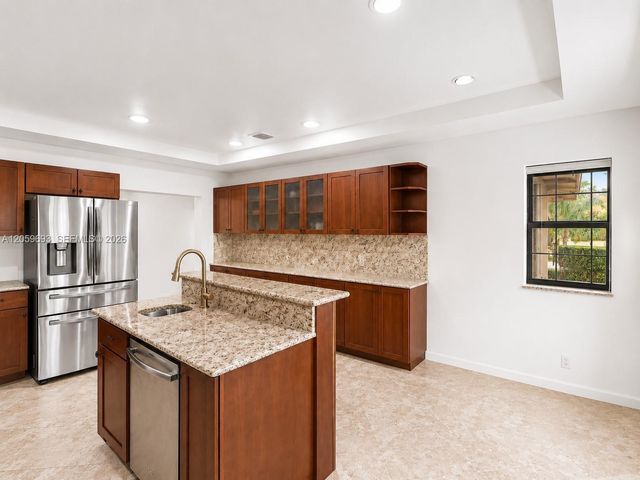 13602 SW 24th St, Davie, FL 33325