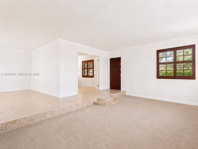 13602 SW 24th St, Davie, FL 33325