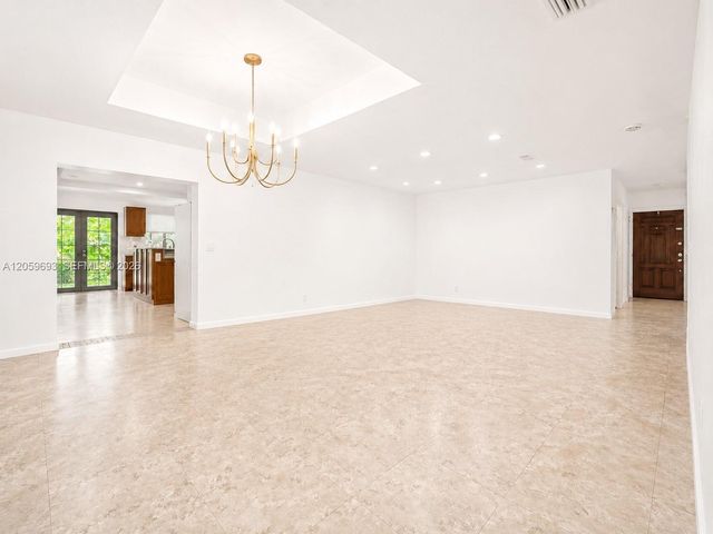 13602 SW 24th St, Davie, FL 33325