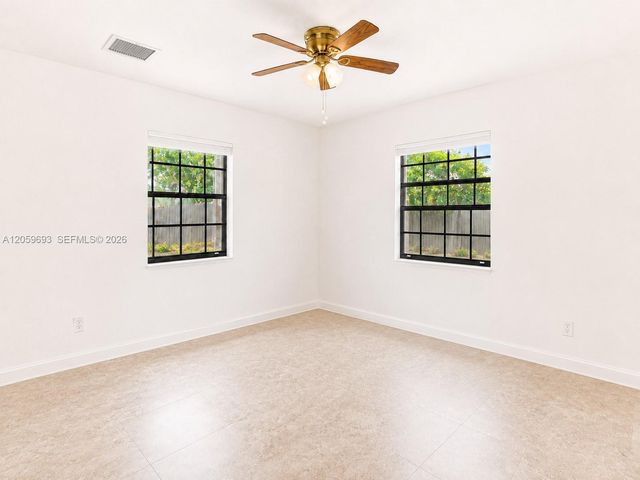 13602 SW 24th St, Davie, FL 33325