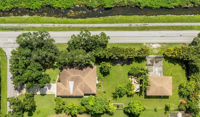 13602 SW 24th St, Davie, FL 33325