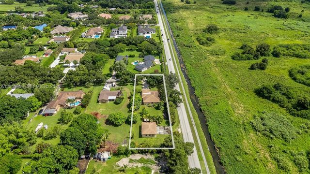 13602 SW 24th St, Davie, FL 33325