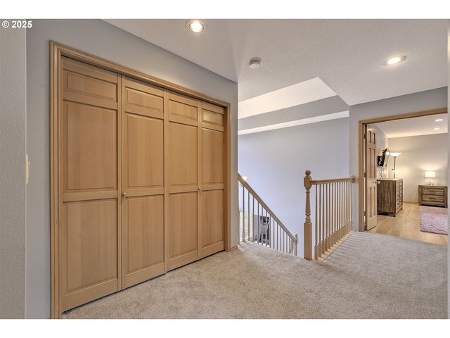 10335 Sw MEIER Dr, Tualatin, OR 97062