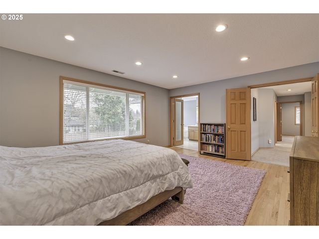 10335 Sw MEIER Dr, Tualatin, OR 97062