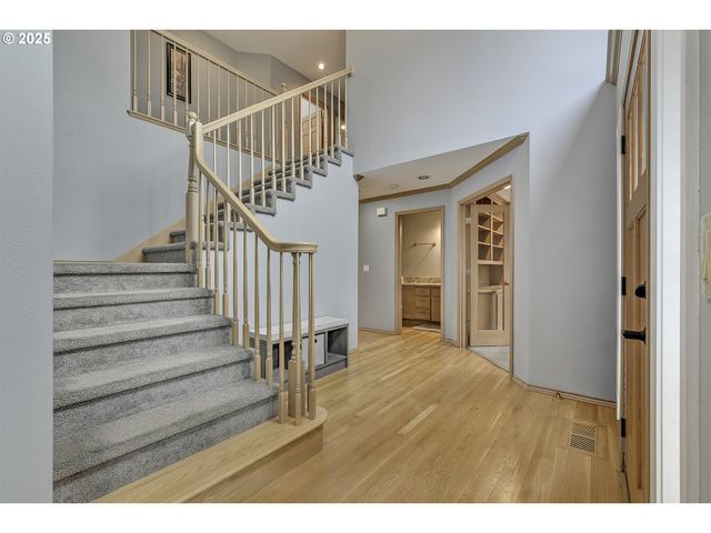 10335 Sw MEIER Dr, Tualatin, OR 97062