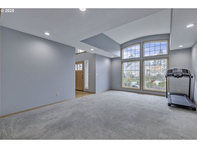 10335 Sw MEIER Dr, Tualatin, OR 97062