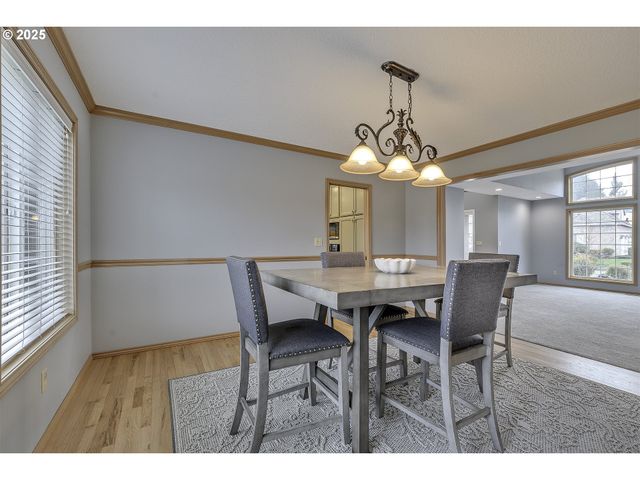 10335 Sw MEIER Dr, Tualatin, OR 97062