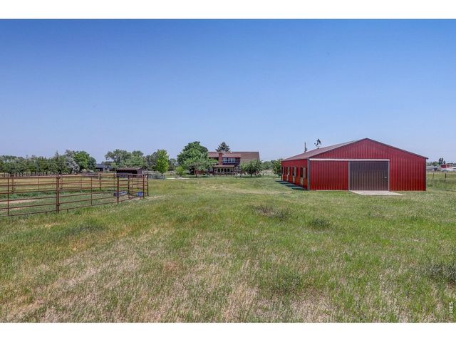 2316 Horseshoe Cir, Longmont, CO 80504