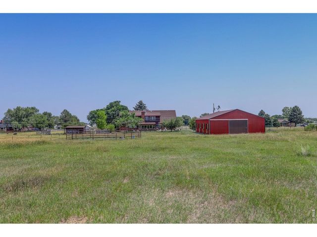 2316 Horseshoe Cir, Longmont, CO 80504