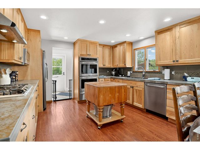 2316 Horseshoe Cir, Longmont, CO 80504