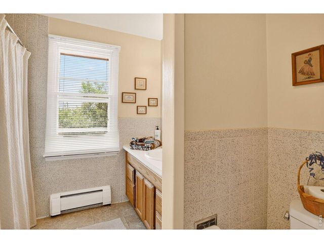 2316 Horseshoe Cir, Longmont, CO 80504