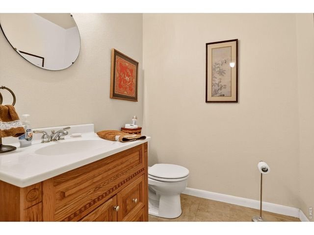2316 Horseshoe Cir, Longmont, CO 80504