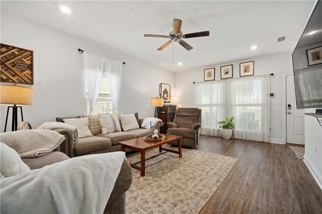 24321 Alydar Loop, Daphne, AL 36526